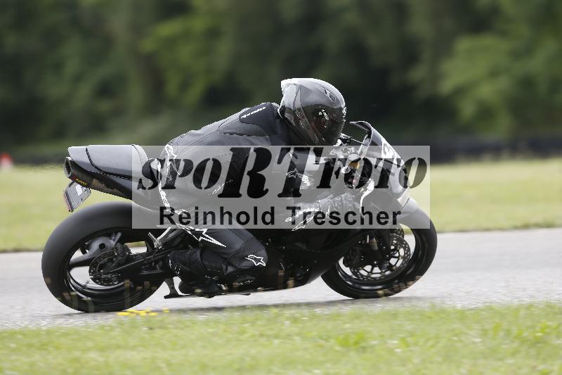 /23 07.06.2025 TZ Motorsport ADR/39